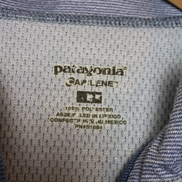 Patagonia | Women’s Capilene Pullover Zip - Picture 6 of 9